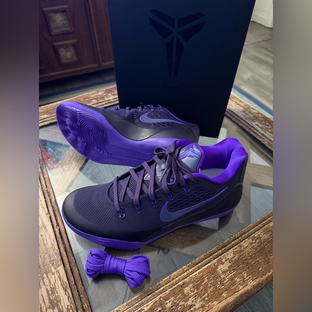 Nike Kobe IX Elite Low Purple and Black Sneakers